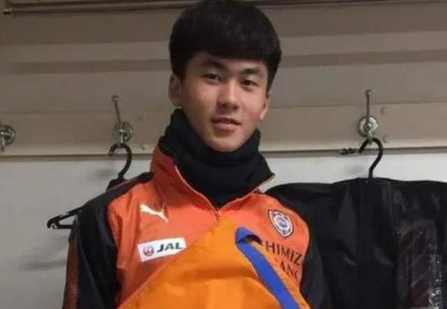成人综合国产乱在线